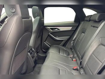 Used Jaguar F-Pace 2023 for sale - 79365362: Photo