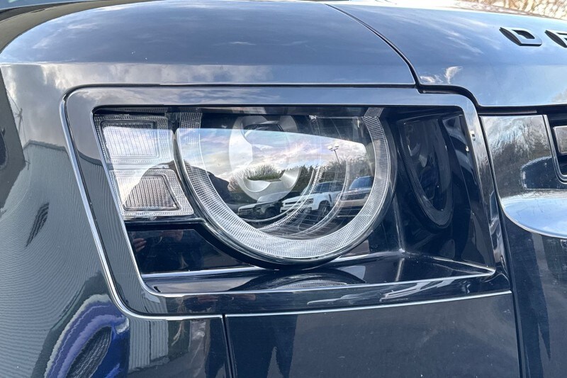 Used Land Rover Defender 2024 for sale - 77662120: Photo 17