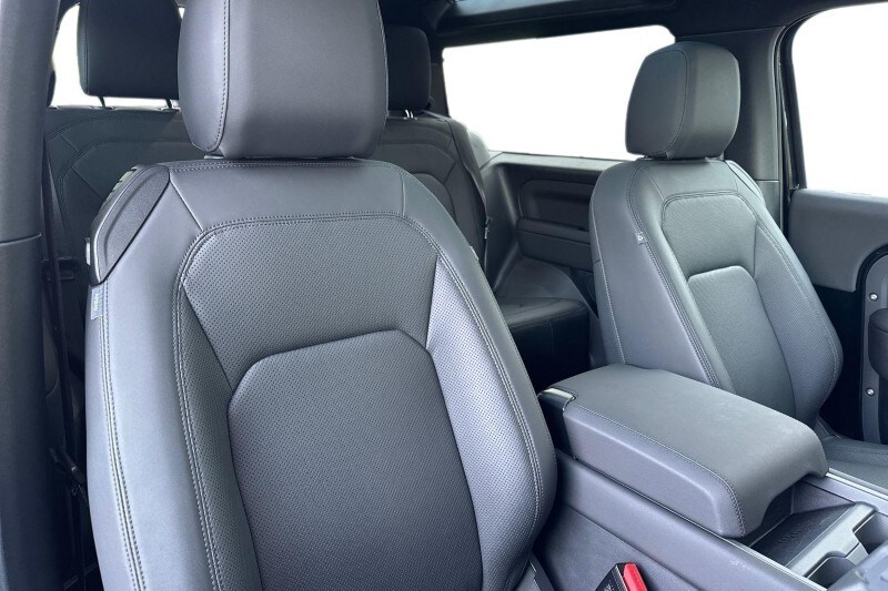 Used Land Rover Defender 2024 for sale - 77662120: Photo 26