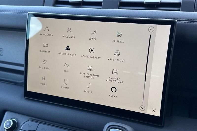 Used Land Rover Defender 2024 for sale - 77662120: Photo 30