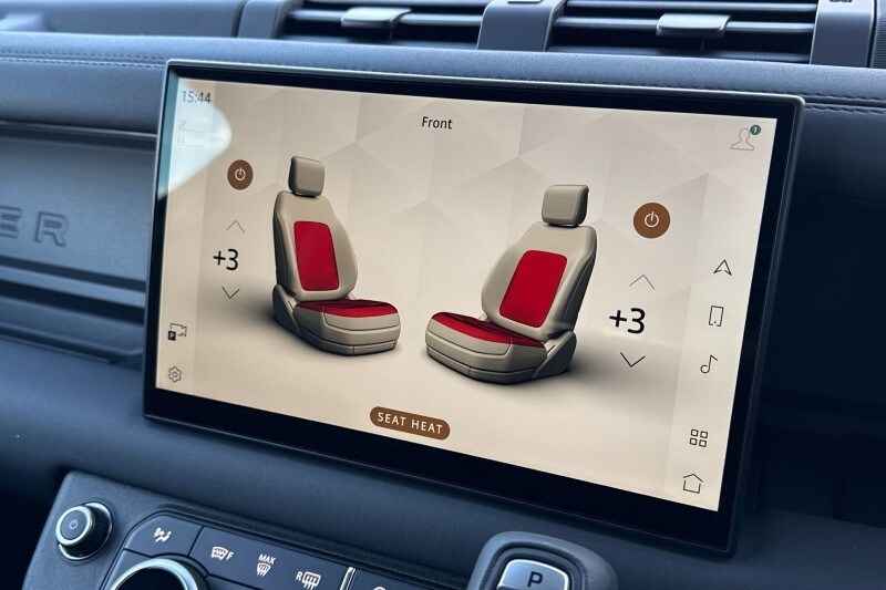 Used Land Rover Defender 2024 for sale - 77662120: Photo 34