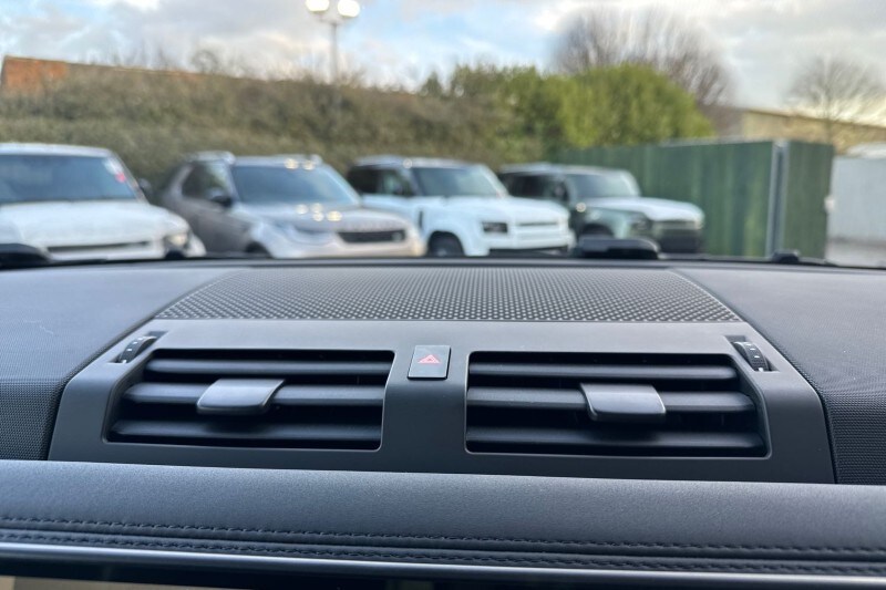 Used Land Rover Defender 2024 for sale - 77662120: Photo 35