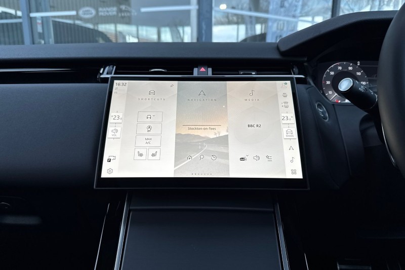 Used Land Rover Range Rover Velar 2025 for sale - 77607105: Photo 15