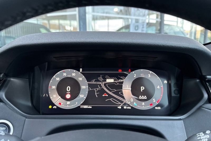 Used Land Rover Range Rover Velar 2025 for sale - 77607105: Photo 17