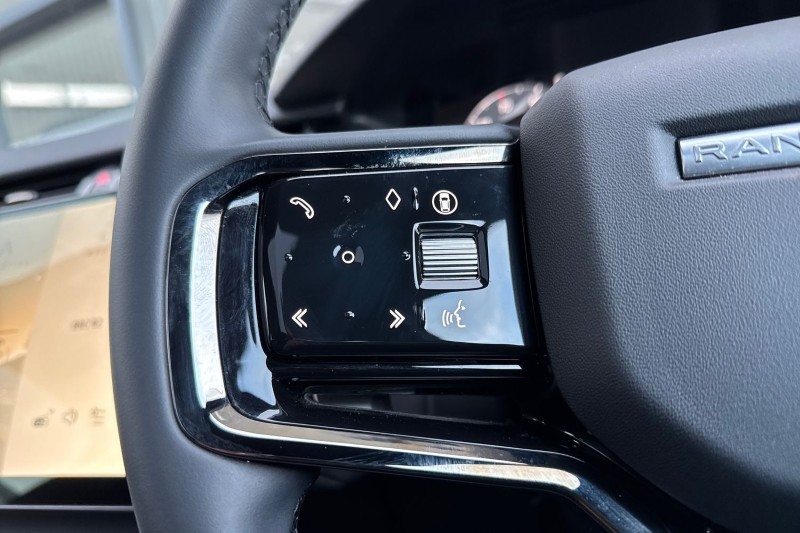 Used Land Rover Range Rover Velar 2025 for sale - 77607105: Photo 29