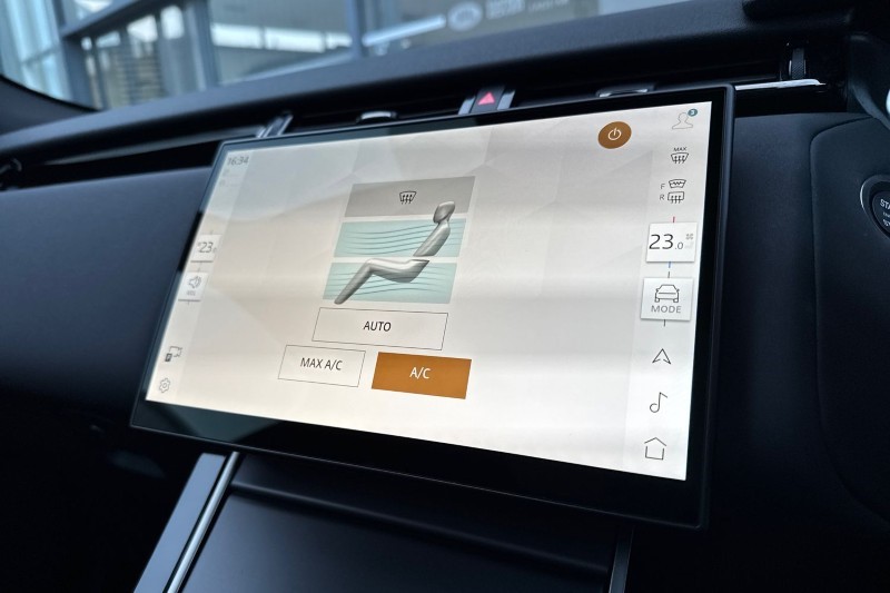 Used Land Rover Range Rover Velar 2025 for sale - 77607105: Photo 35