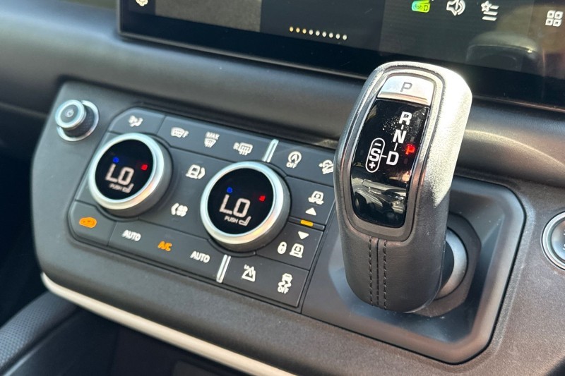 Used Land Rover Defender 2021 for sale - 78108863: Photo 14