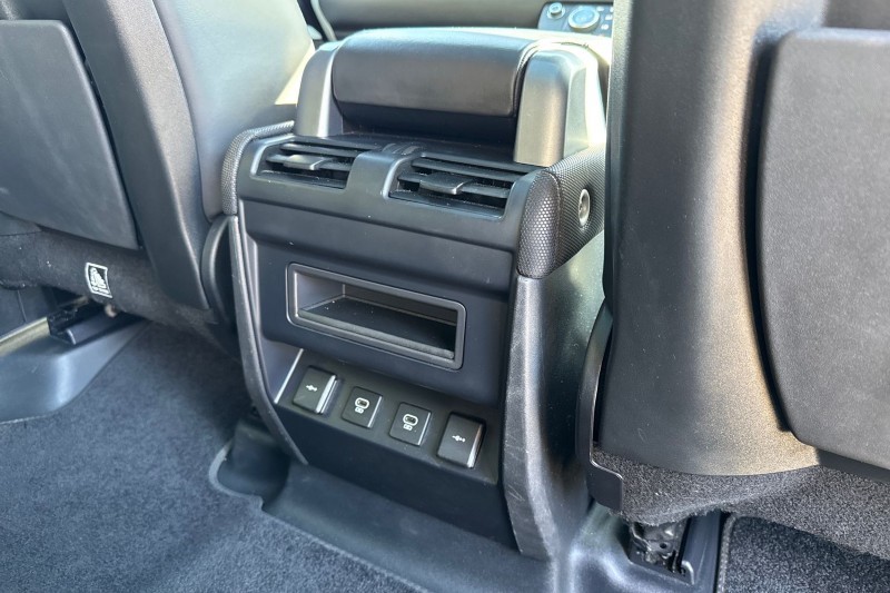 Used Land Rover Defender 2021 for sale - 78108863: Photo 19