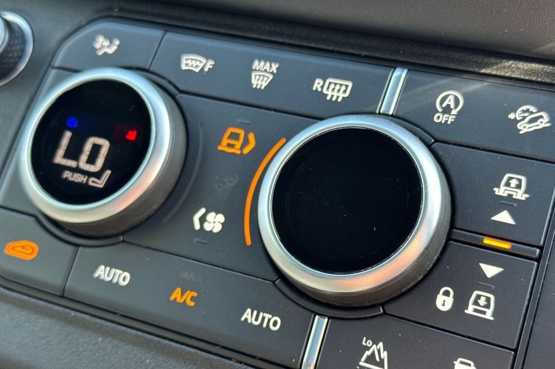 Used Land Rover Defender 2021 for sale - 78108863: Photo 34