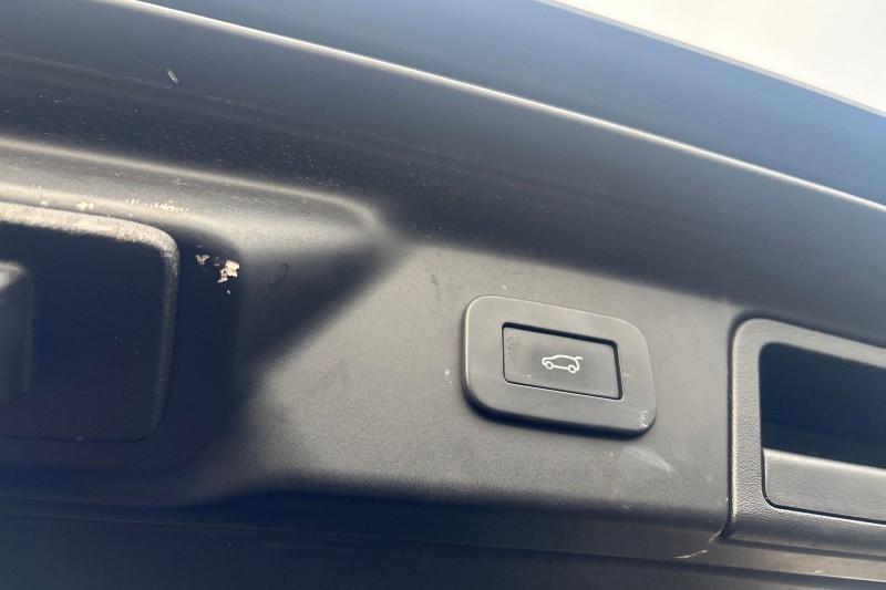 Used Land Rover Range Rover Velar 2022 for sale - 77116203: Photo 42