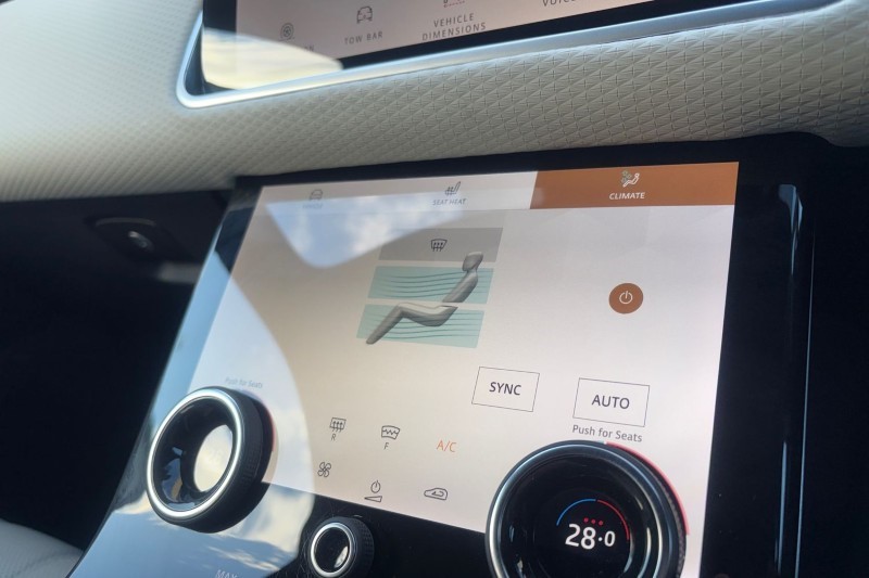 Used Land Rover Range Rover Velar 2022 for sale - 77186435: Photo 35