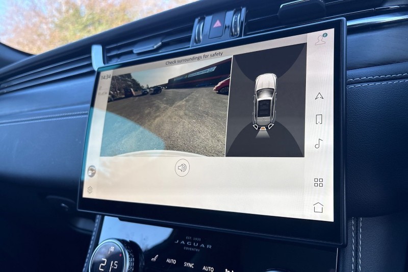 Used Jaguar F-Pace 2023 for sale - 77742704: Photo 12