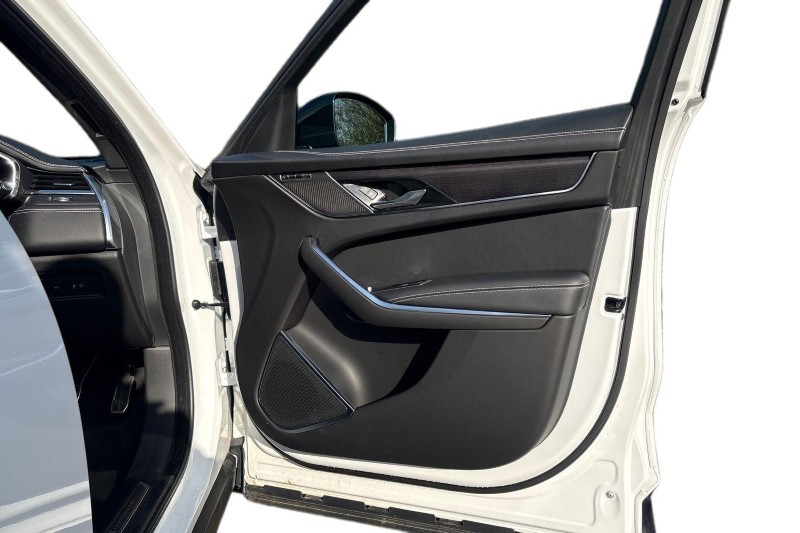 Used Jaguar F-Pace 2023 for sale - 77742704: Photo 22