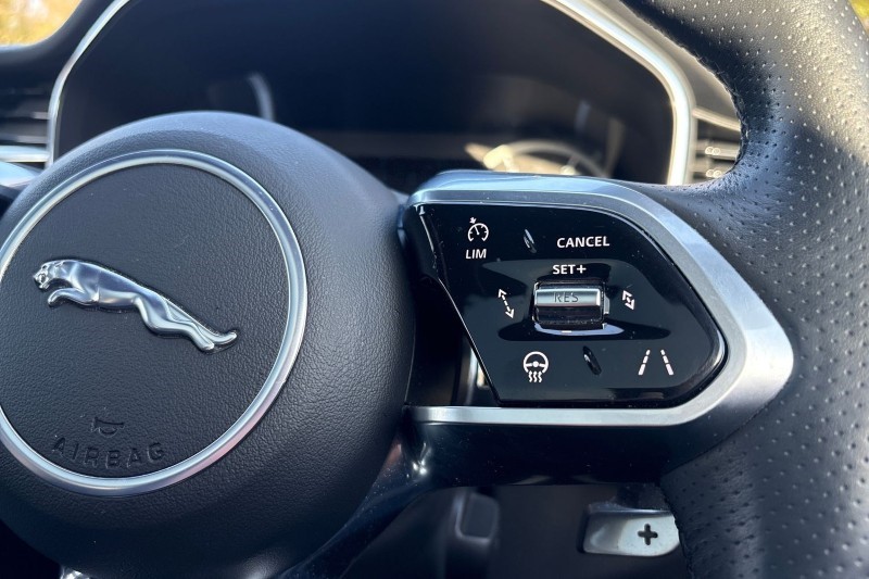 Used Jaguar F-Pace 2023 for sale - 77742704: Photo 29