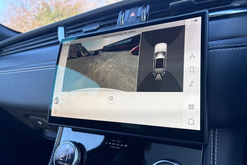 Used Jaguar F-Pace 2023 for sale - 77742704: Photo 32