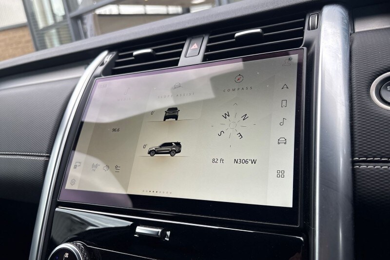 Used Land Rover Discovery 2023 for sale - 77950830: Photo 31