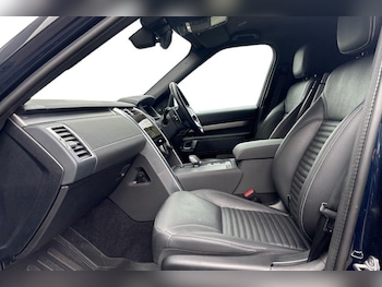 Used Land Rover Discovery 2023 for sale - 77950830: Photo