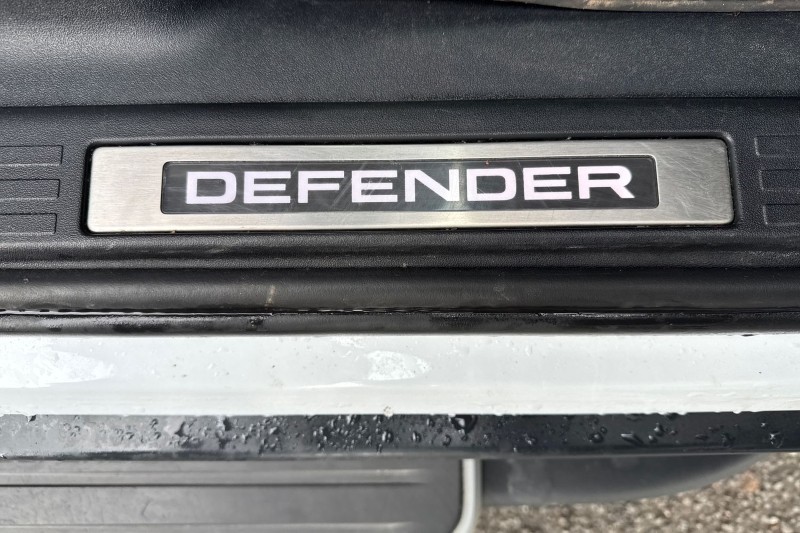 Used Land Rover Defender 2022 for sale - 77261791: Photo 41