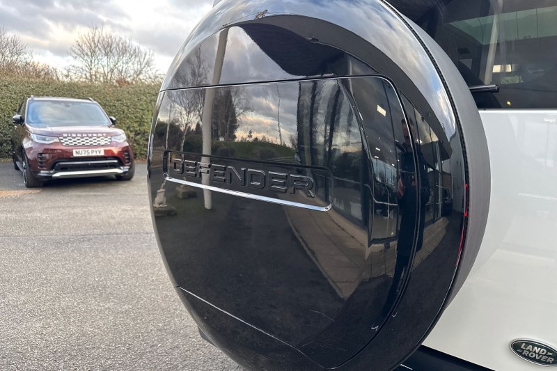 Used Land Rover Defender 2022 for sale - 77261791: Photo 47