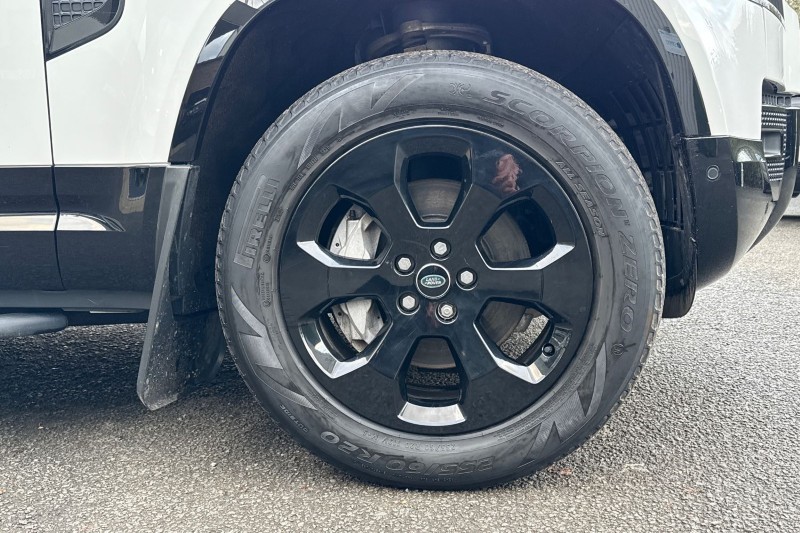 Used Land Rover Defender 2022 for sale - 77261791: Photo 8