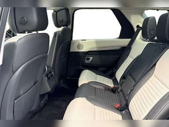 Used Land Rover Discovery 2025 for sale - 79307332: Photo