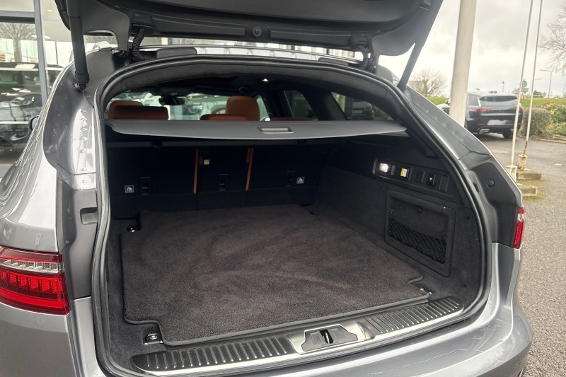 Used Jaguar XF 2022 for sale - 77778677: Photo 42