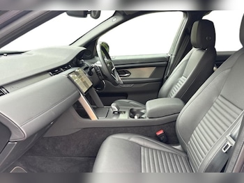 Used Land Rover Discovery Sport 2026 for sale - 79568824: Photo