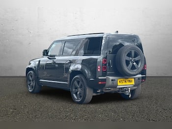 Used Land Rover Defender 2024 for sale - 79802172: Photo