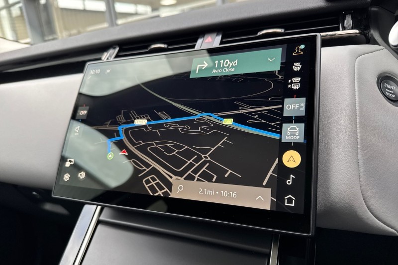 Used Land Rover Range Rover Velar 2024 for sale - 76982153: Photo 11