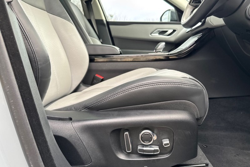 Used Land Rover Range Rover Velar 2024 for sale - 76982153: Photo 24