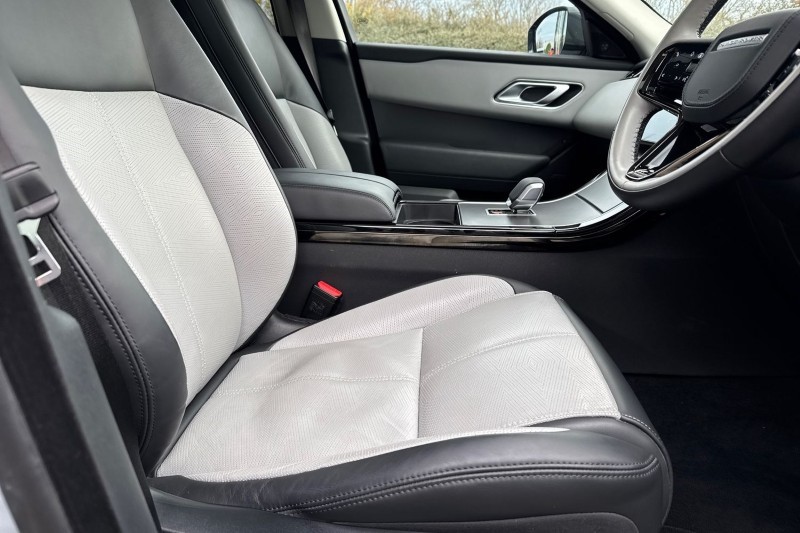 Used Land Rover Range Rover Velar 2024 for sale - 76982153: Photo 25