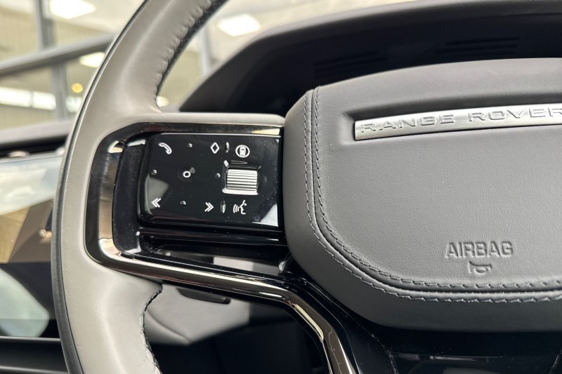 Used Land Rover Range Rover Velar 2024 for sale - 76982153: Photo 28