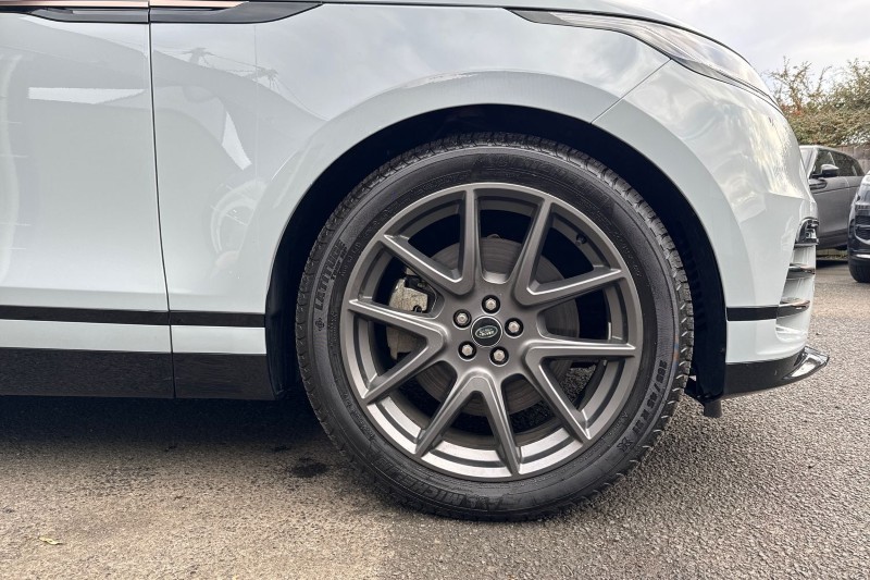 Used Land Rover Range Rover Velar 2024 for sale - 76982153: Photo 8