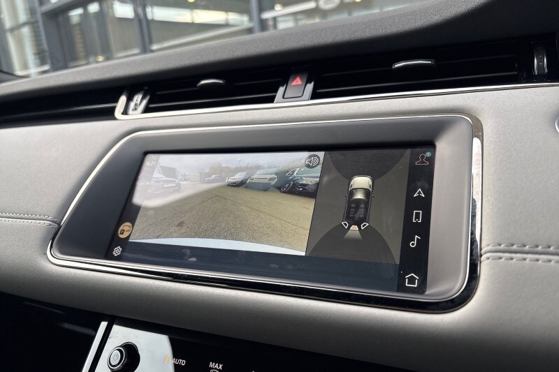 Used Land Rover Range Rover Evoque 2023 for sale - 77930997: Photo 32