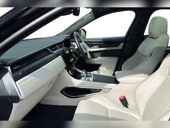 Used Jaguar F-Pace 2024 for sale - 79228405: Photo
