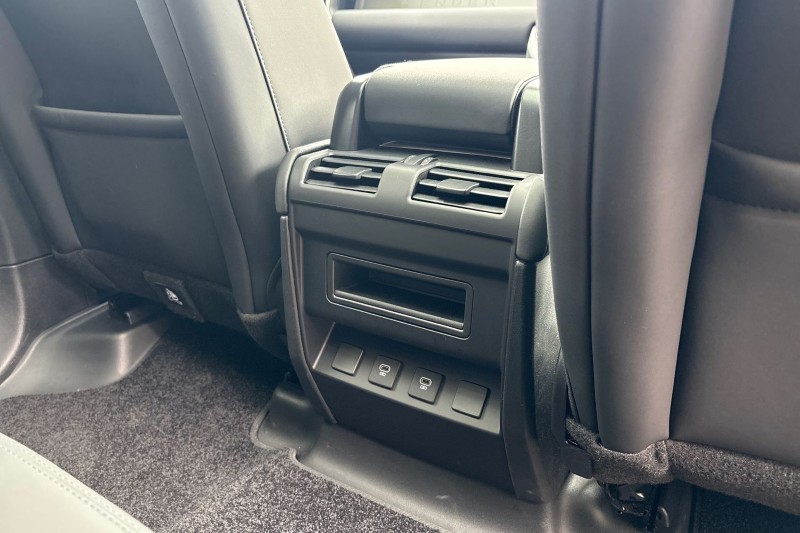 Used Land Rover Defender 2025 for sale - 77988586: Photo 18