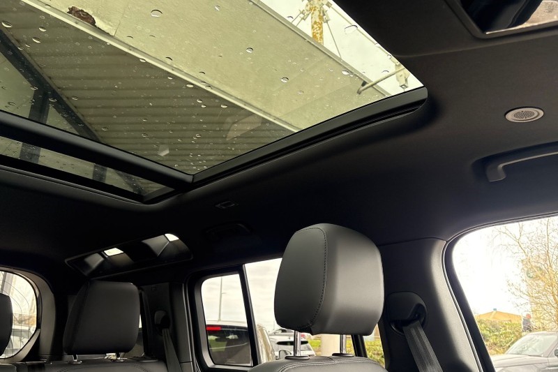 Used Land Rover Defender 2025 for sale - 77988586: Photo 21