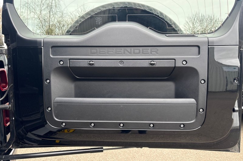 Used Land Rover Defender 2025 for sale - 77988586: Photo 43