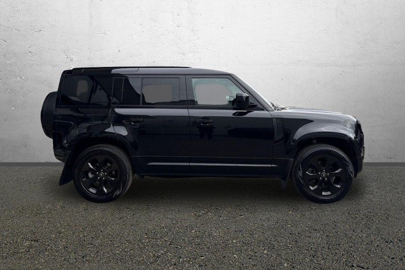 Used Land Rover Defender 2025 for sale - 77988586: Photo 5