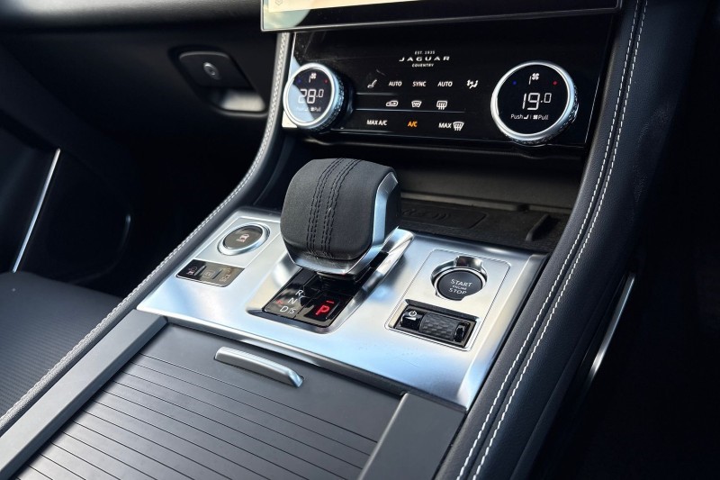 Used Jaguar F-Pace 2024 for sale - 77198372: Photo 13