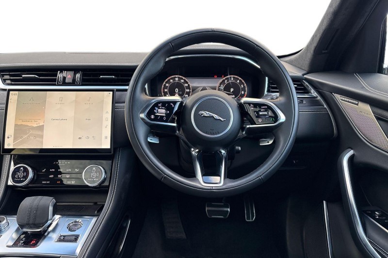 Used Jaguar F-Pace 2024 for sale - 77198372: Photo 15