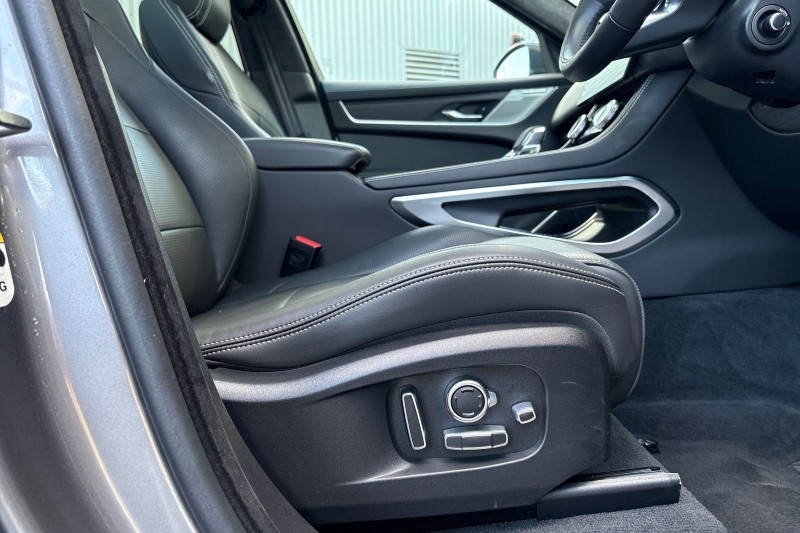 Used Jaguar F-Pace 2024 for sale - 77198372: Photo 24