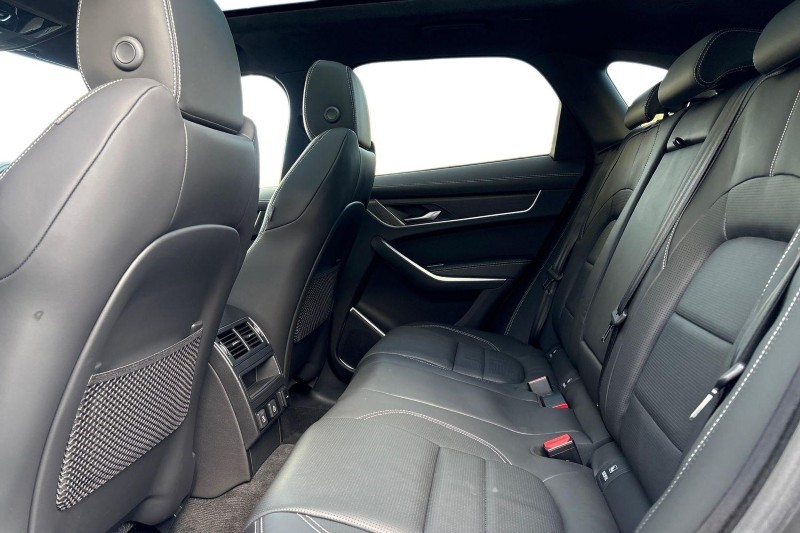 Used Jaguar F-Pace 2024 for sale - 77198372: Photo 4