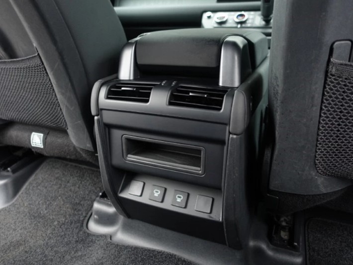 Used Land Rover Defender 2024 for sale - 78000489: Photo 18