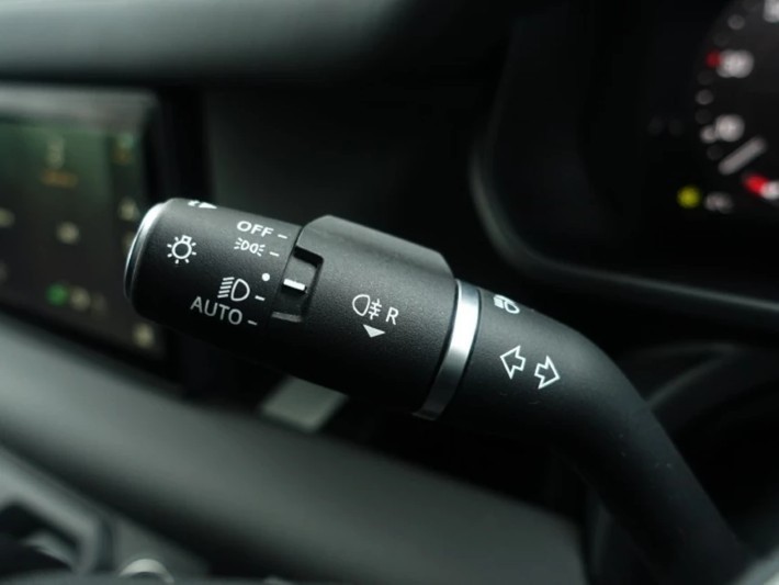 Used Land Rover Defender 2024 for sale - 78000489: Photo 33