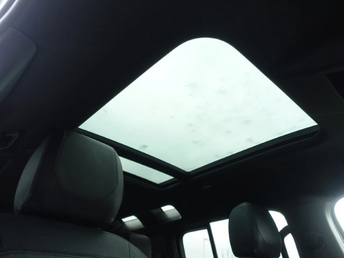 Used Land Rover Defender 2024 for sale - 78000489: Photo 41