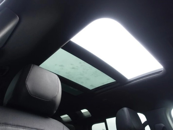 Used Land Rover Defender 2024 for sale - 78000489: Photo 42