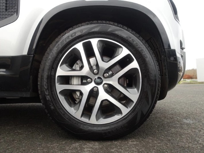 Used Land Rover Defender 2024 for sale - 78000489: Photo 8