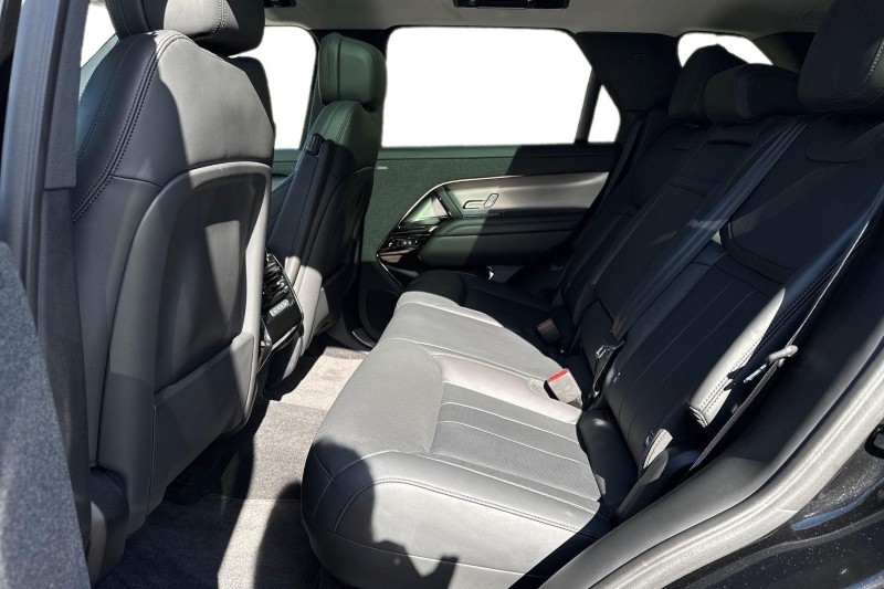 Used Land Rover Range Rover Sport 2024 for sale - 78108897: Photo 5