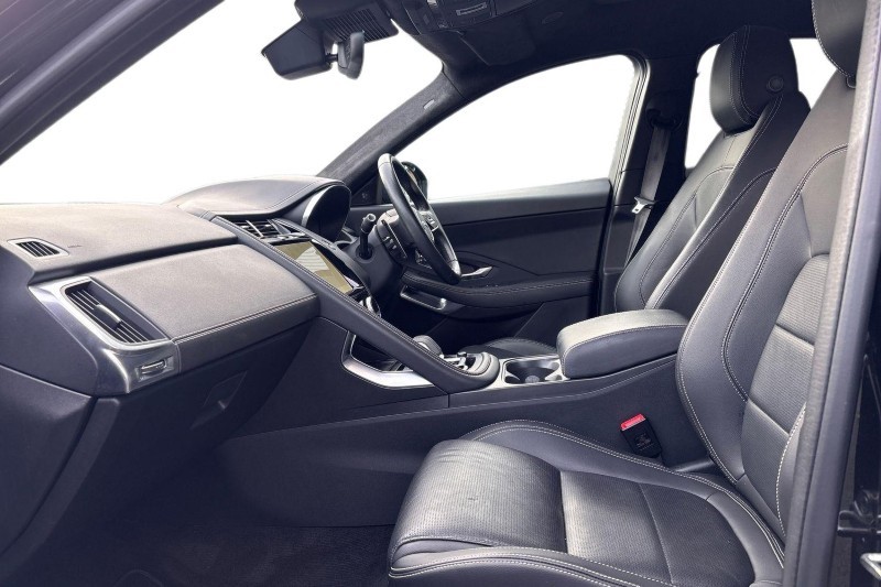Used Jaguar E-Pace 2023 for sale - 76980892: Photo 3